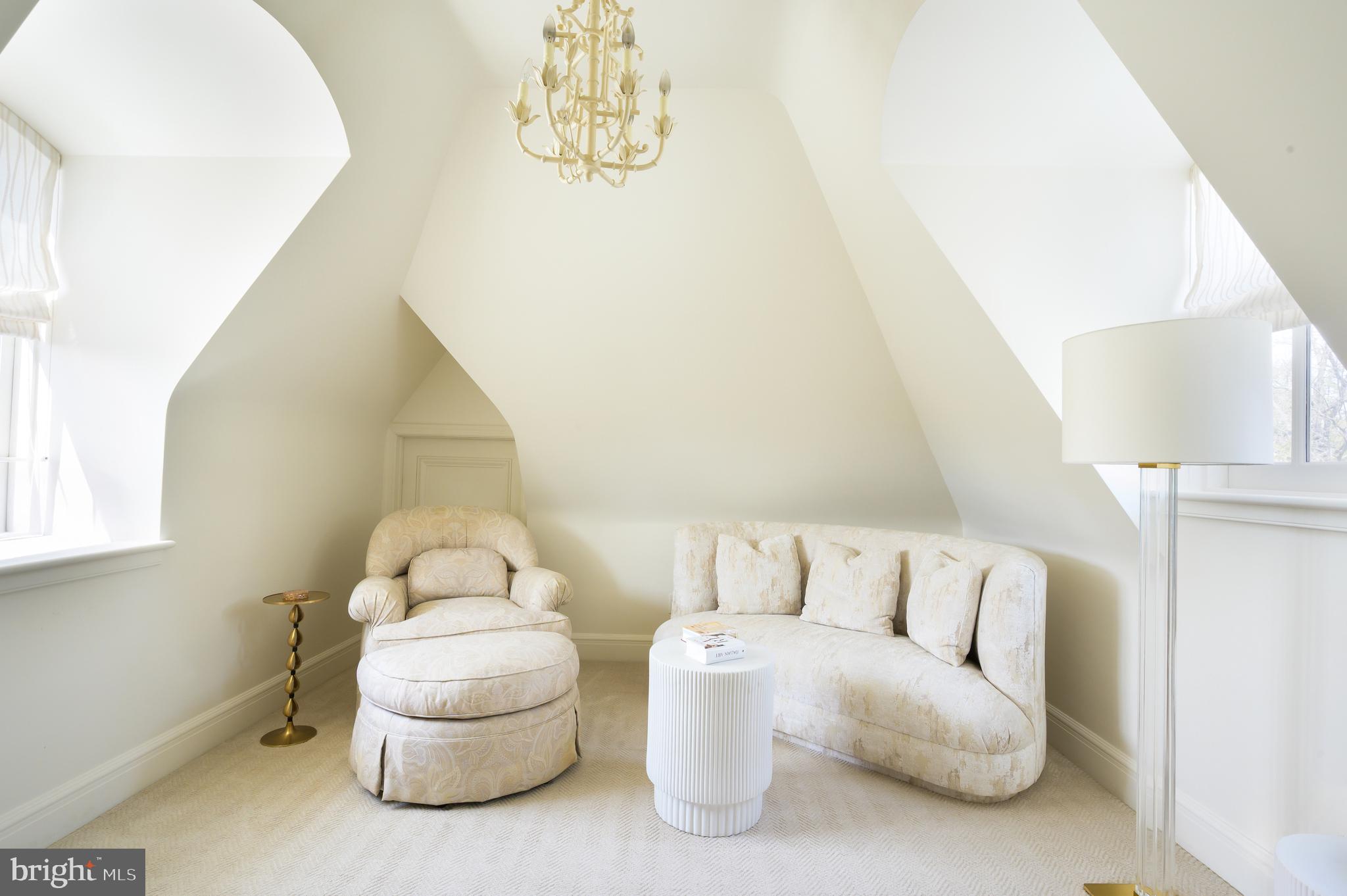 2838 McGill Terrace Northwest Washington, DC 20008 - Photo 43 of 50 a living room with furniture and a couch