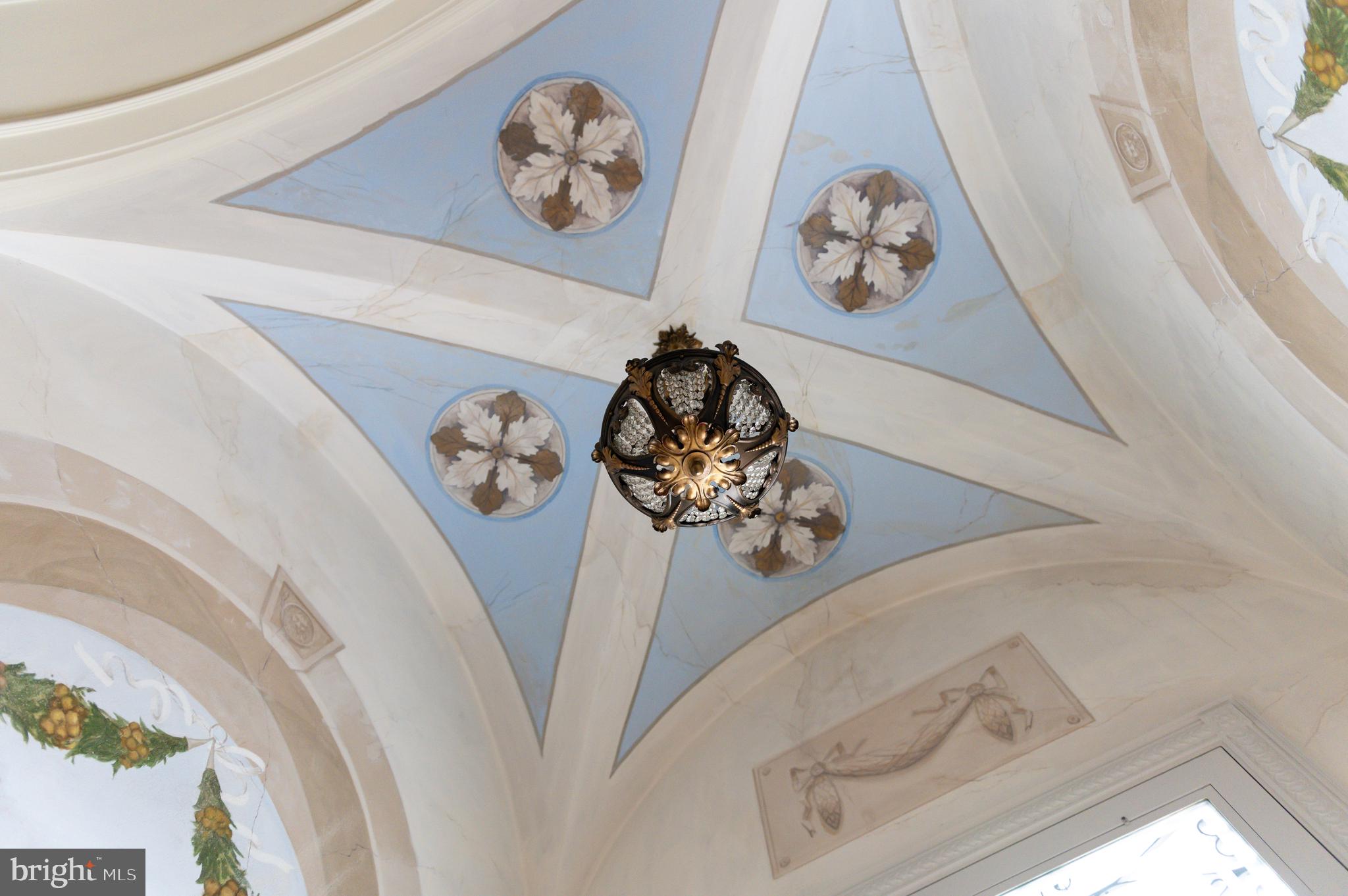 2838 McGill Terrace Northwest Washington, DC 20008 - Photo 9 of 50 a view of dining area with a microwave