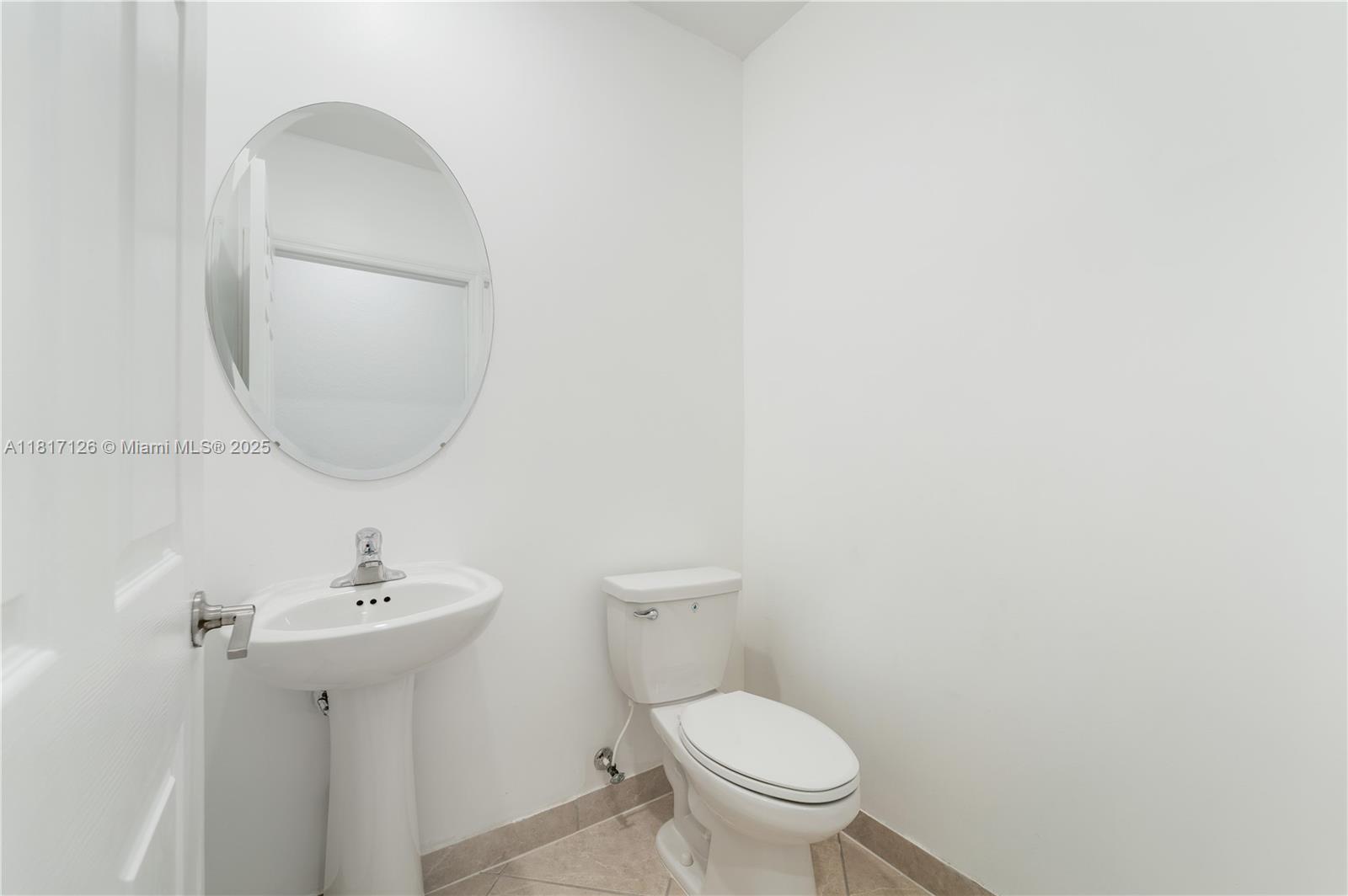 22938 Southwest 128th Place Miami, FL 33170 - Photo 12 of 39