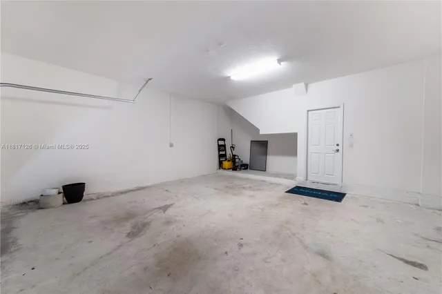 $5,500 | 22938 Southwest 128th Place, Miami, FL 33170