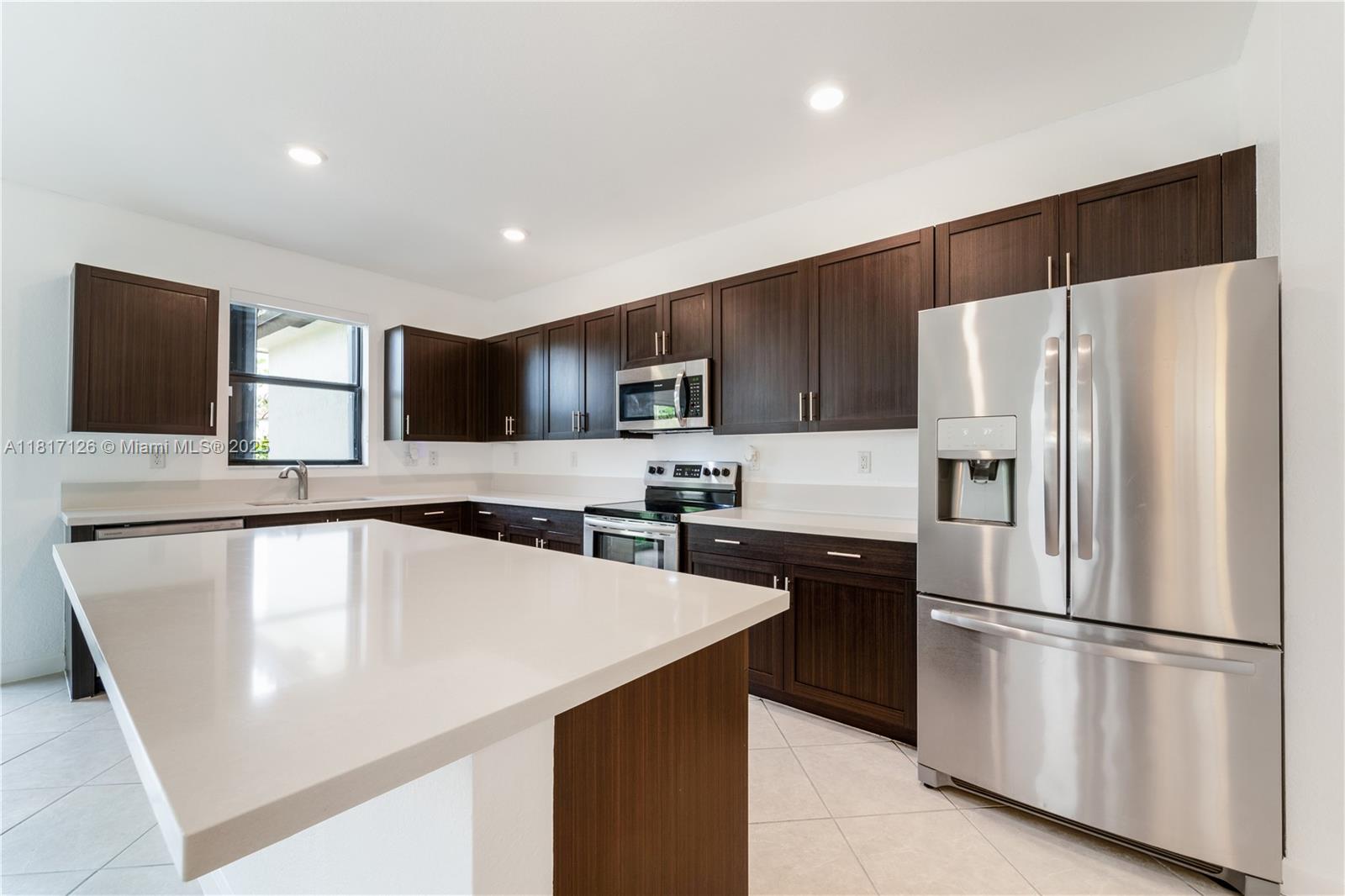 22938 Southwest 128th Place Miami, FL 33170 - Photo 4 of 39