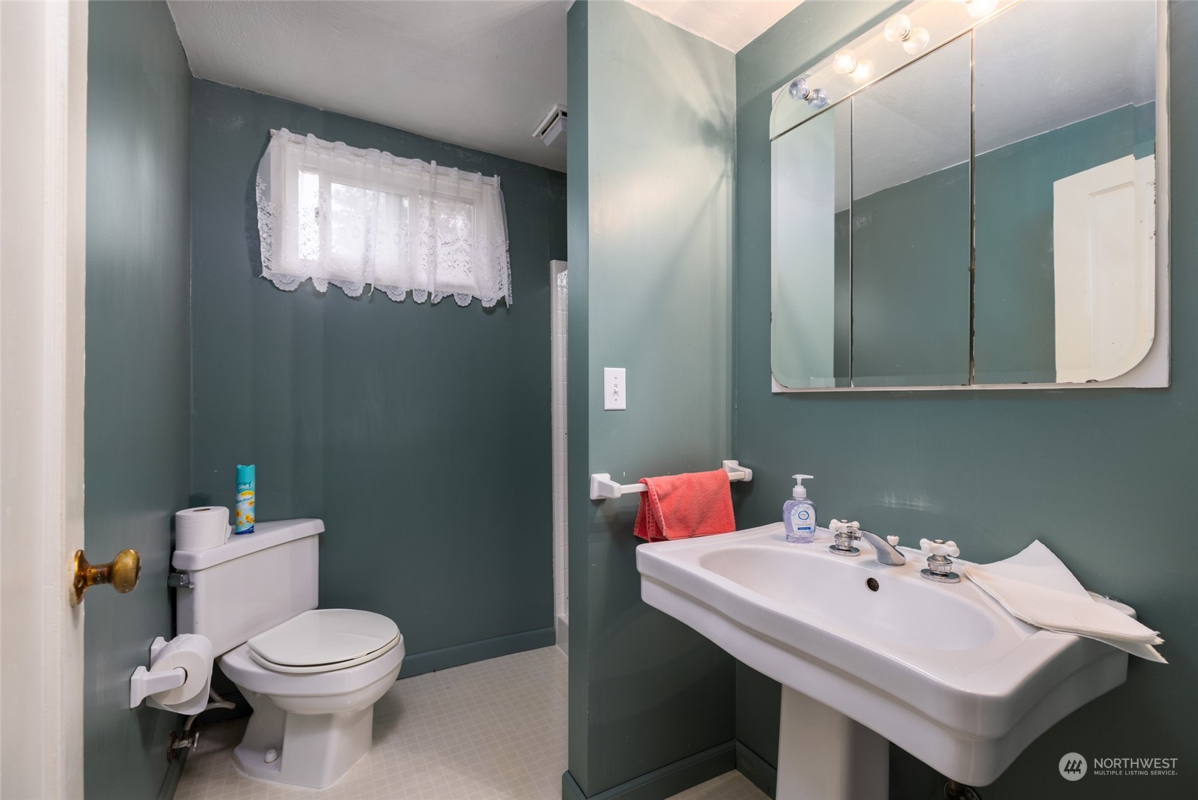 14335 River Bend Road Mount Vernon, WA 98273 - Photo 14 of 32