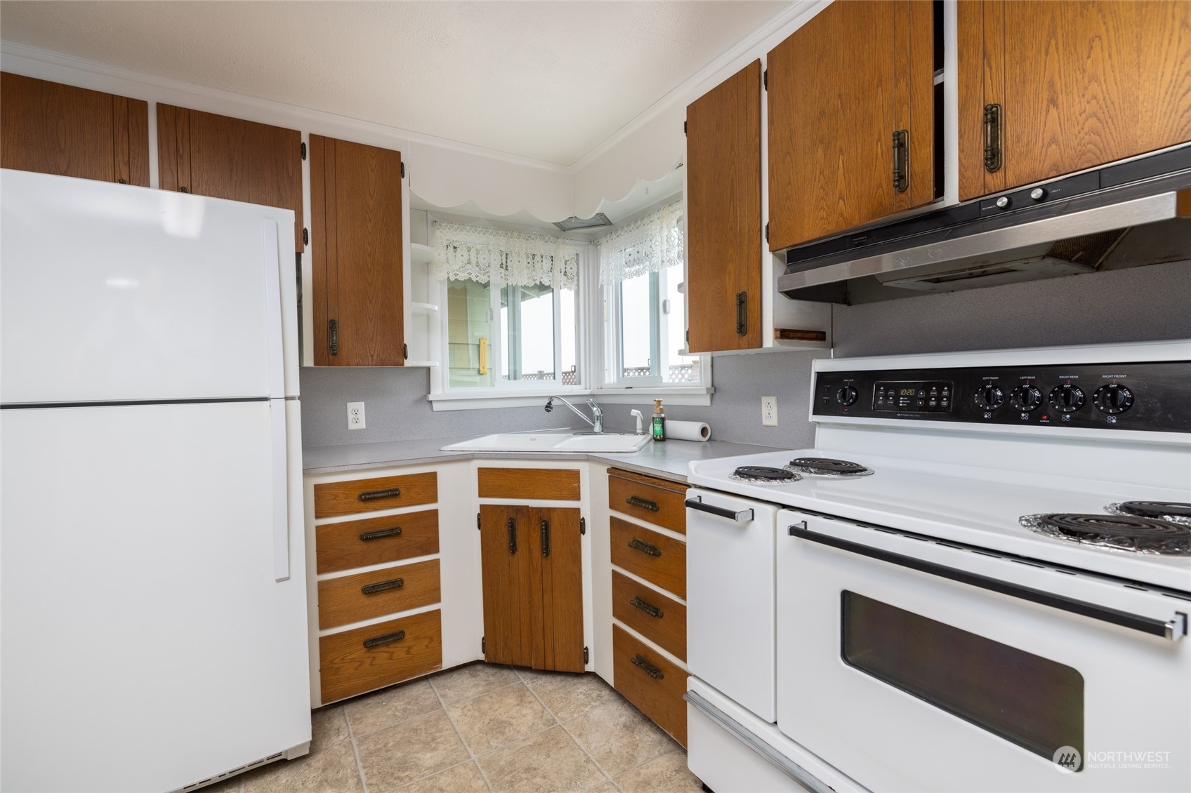 14335 River Bend Road Mount Vernon, WA 98273 - Photo 8 of 32