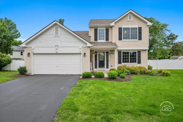 $400,000 | 599 Ryegrass Circle, Aurora, IL 60504