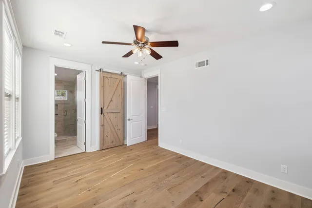 a view of a partially built entryway