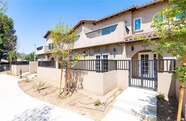 $749,000 | 5526 East Los Angeles Avenue, Unit 4, Simi Valley, CA 93063