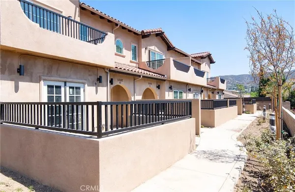 $749,000 | 5526 East Los Angeles Avenue, Unit 4, Simi Valley, CA 93063