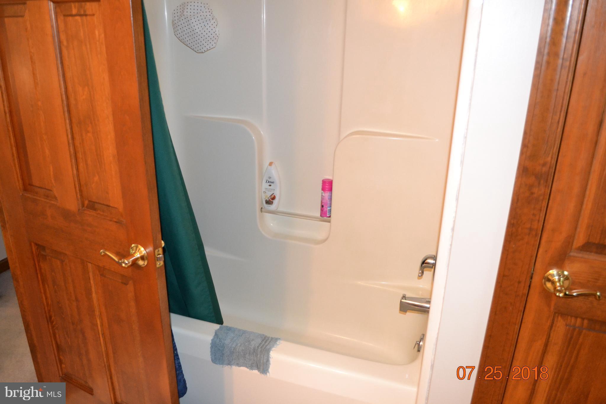 2582 Pleasant Hill Road Hanover, PA 17331 - Photo 20 of 30 Second Floor Full Bath