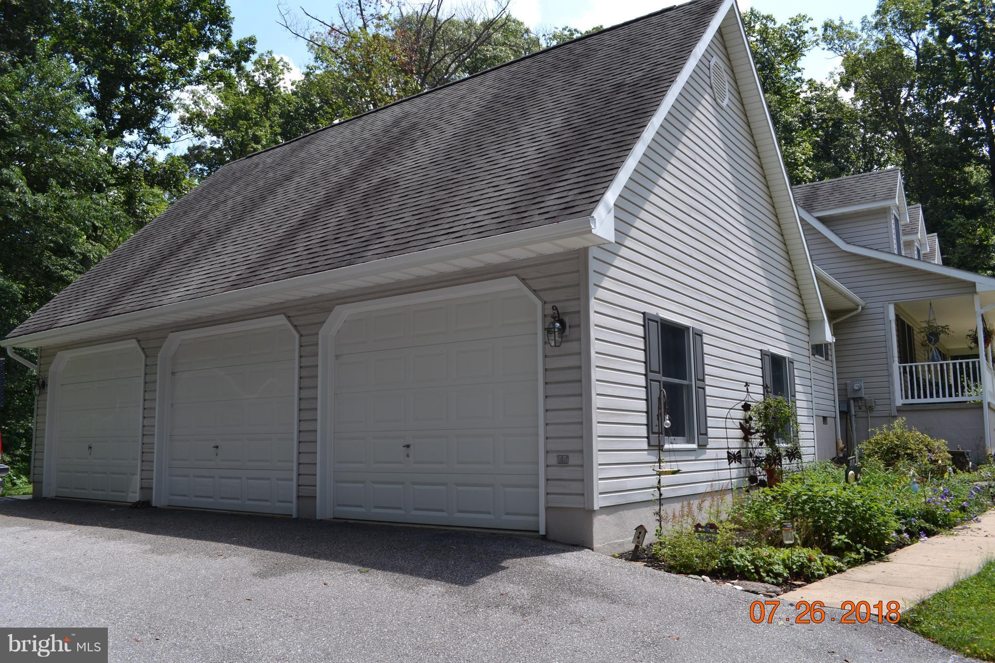 2582 Pleasant Hill Road Hanover, PA 17331 - Photo 4 of 30 Exterior (General)Three car garage
