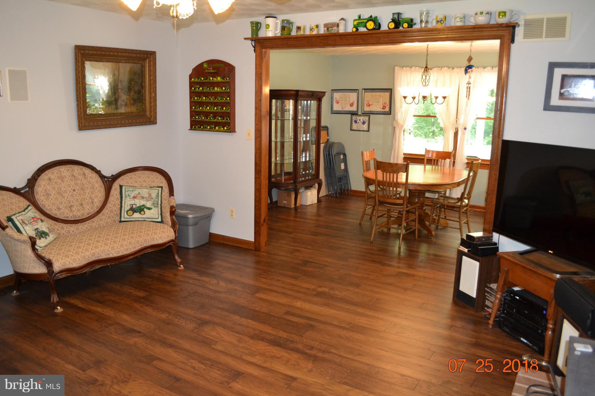 2582 Pleasant Hill Road Hanover, PA 17331 - Photo 8 of 30 Living Room