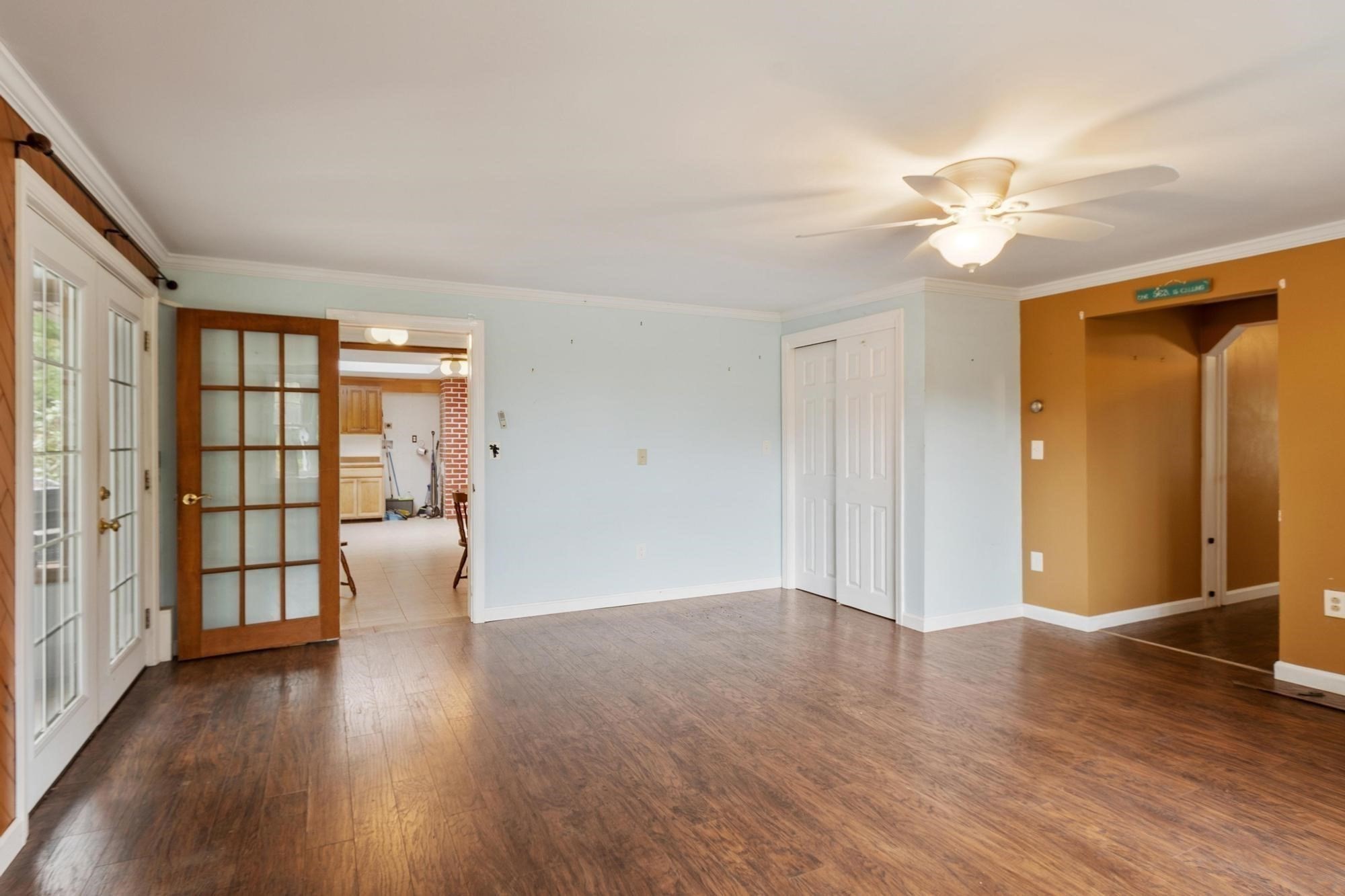4 Algonquin Road Chelmsford, MA 01824 - Photo 11 of 31 Gallery Image 11