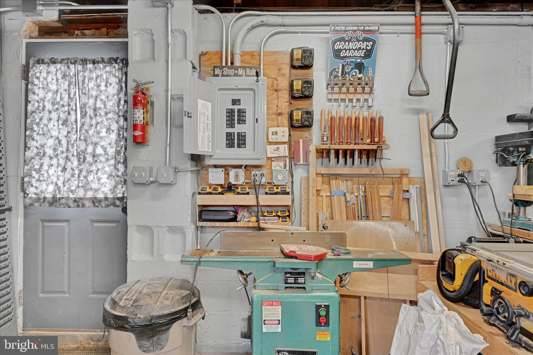 2440 Blue Ball Road Elkton, MD 21921 - Photo 24 of 30 a utility room with dryer and washer