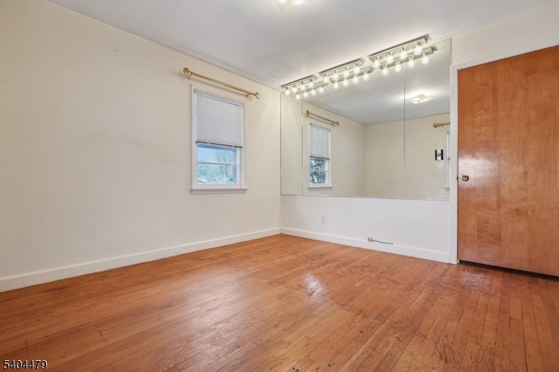 28 Shunpike Road Summit, NJ 07901 - Photo 14 of 24