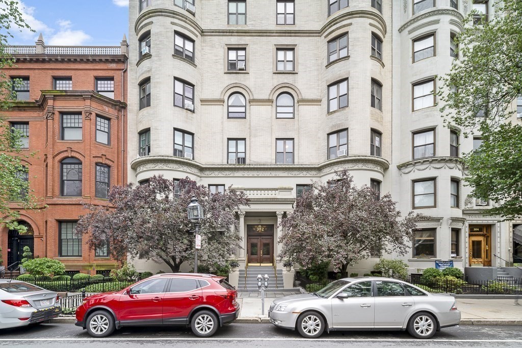 382 Commonwealth Avenue, Unit 24 Boston, MA 02215 - Photo 28 of 36 front view of a building with a cars