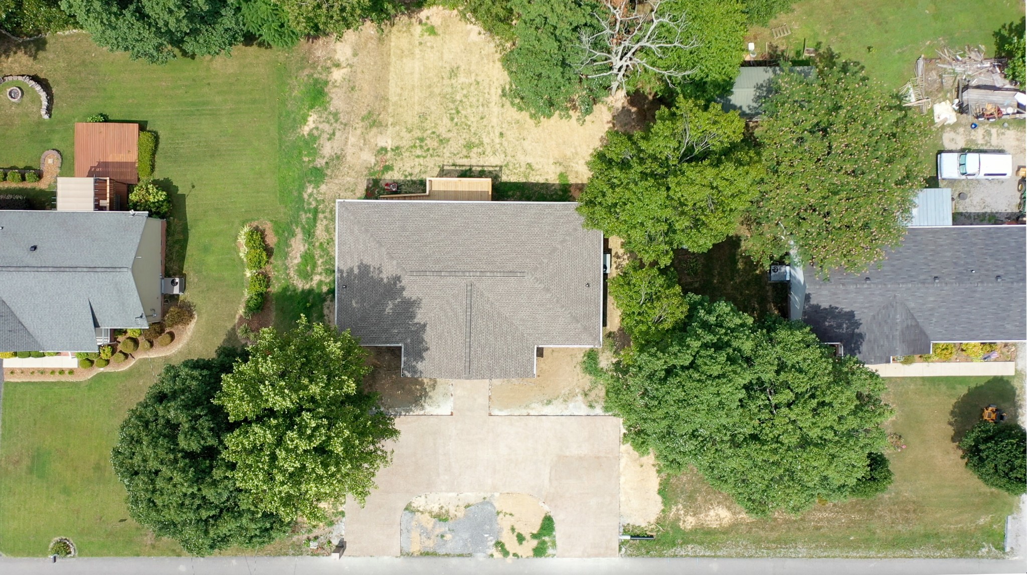 266 Lake Forrest Road Lynchburg, TN 37352 - Photo 9 of 40 an aerial view of a house with outdoor space