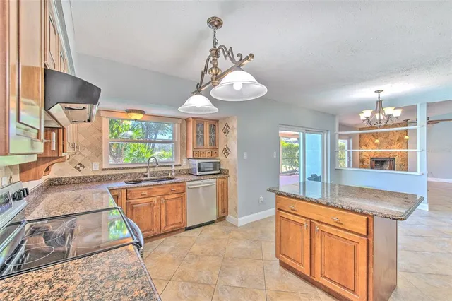 $499,000 | 3904 Sweetleaf Drive, Brandon, FL 33511