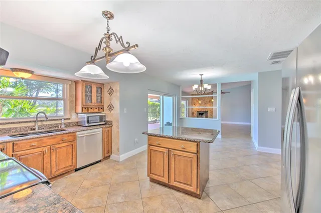 $499,000 | 3904 Sweetleaf Drive, Brandon, FL 33511