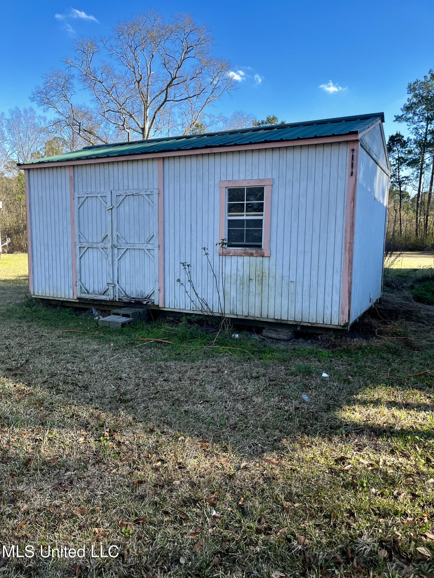 28 Davis Dawsey Road Picayune, MS 39466 - Photo 15 of 15 IMG_8657