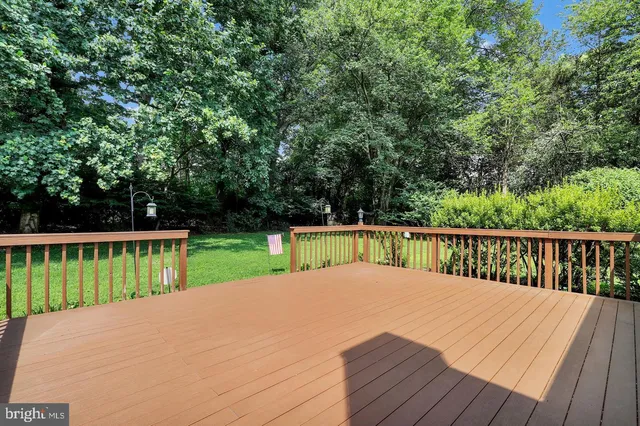 a view of balcony with a garden