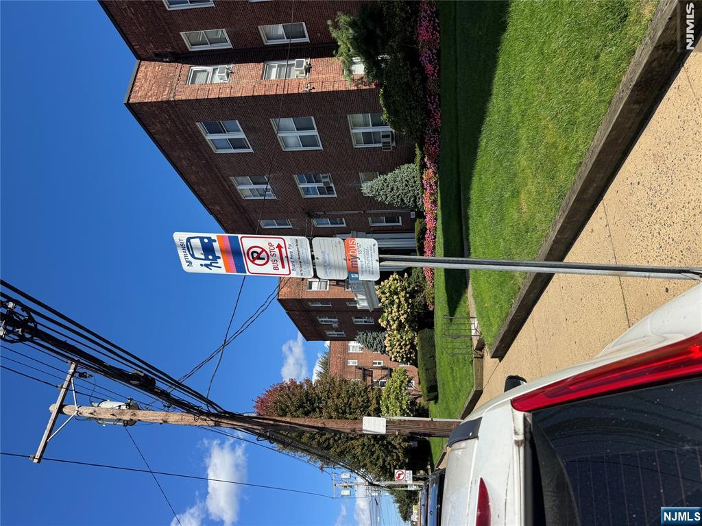 985 Teaneck Road, Unit 3K Teaneck, NJ 07666 - Photo 10 of 14 Gallery Image 10