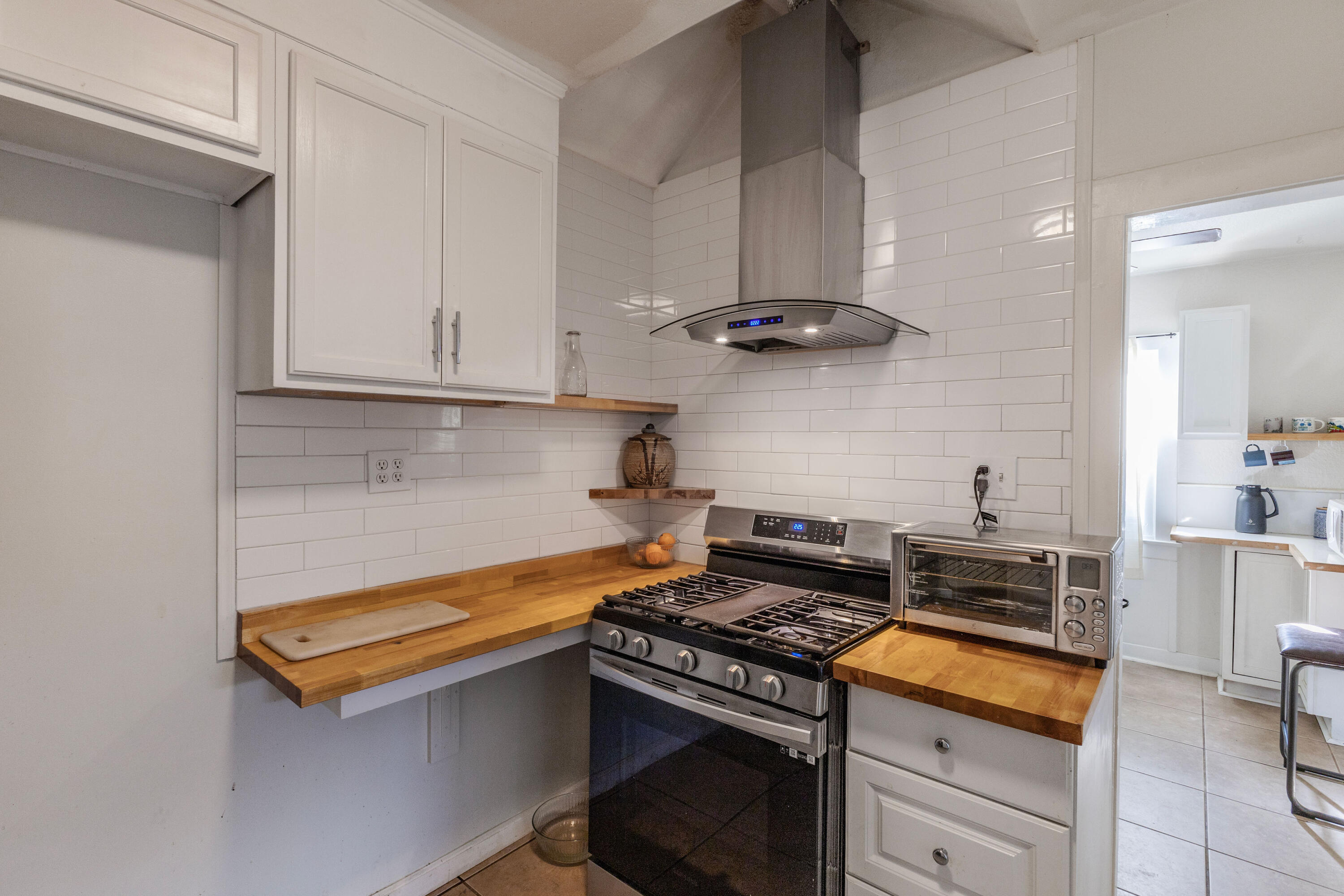 3307 Spruce Street Riverside, CA 92501 - Photo 12 of 31 IMG_0461