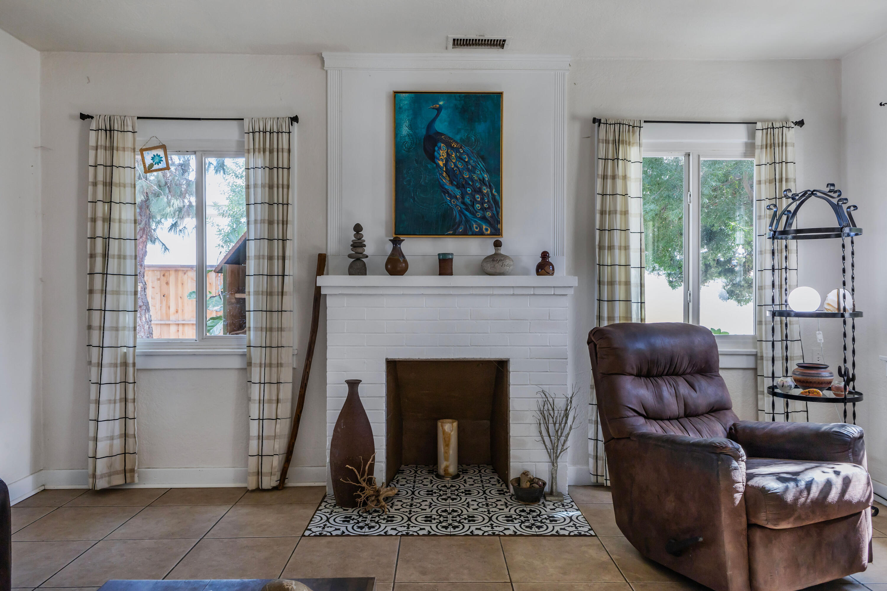 3307 Spruce Street Riverside, CA 92501 - Photo 9 of 31 IMG_0452