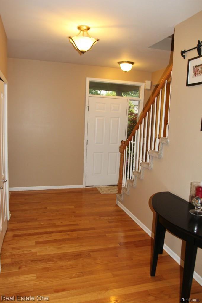2710 Eastern Avenue Rochester, MI 48307 - Photo 13 of 38 IMG_9847.jpg