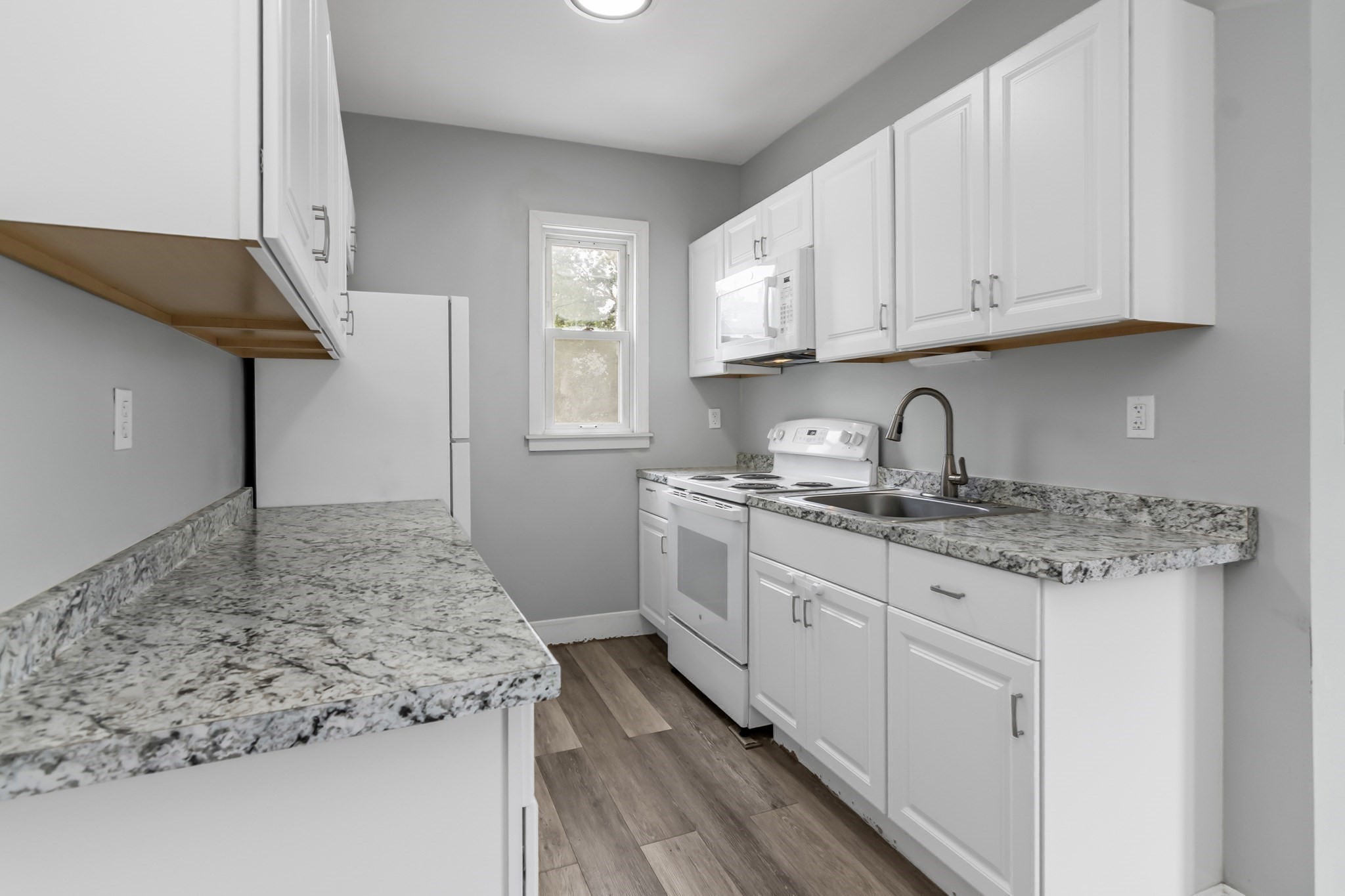 277 Cumberland Road Lowell, MA 01850 - Photo 35 of 41 Gallery Image 35