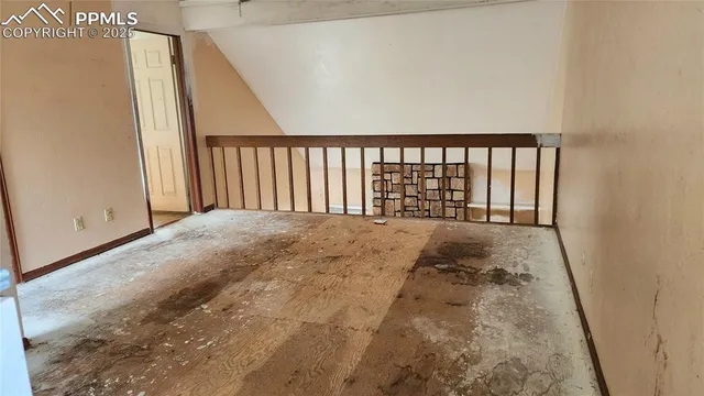 $300,000 | 290 Cobblestone Drive, Colorado Springs, CO 80906