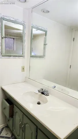 $300,000 | 290 Cobblestone Drive, Colorado Springs, CO 80906