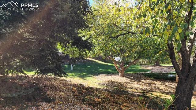$300,000 | 290 Cobblestone Drive, Colorado Springs, CO 80906
