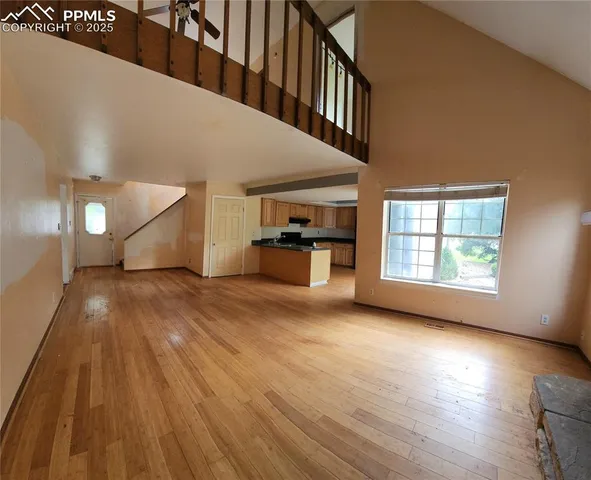 $300,000 | 290 Cobblestone Drive, Colorado Springs, CO 80906