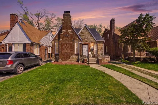 $189,900 | 18966 San Juan Drive, Detroit, MI 48221