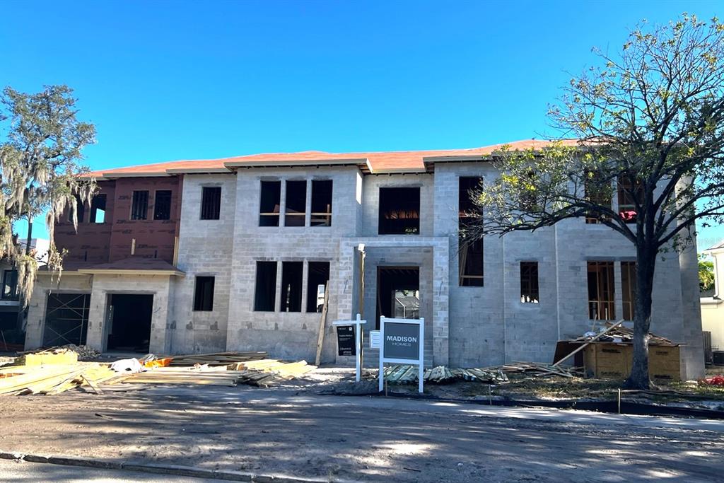 404 South Royal Palm Way Tampa, FL 33609 - Photo 1 of 1