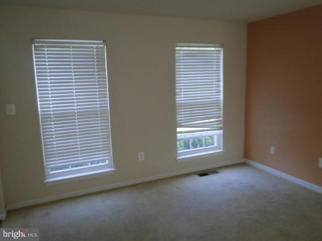 12510 Old Fort Road Fort Washington, MD 20744 - Photo 2 of 11 Living Room