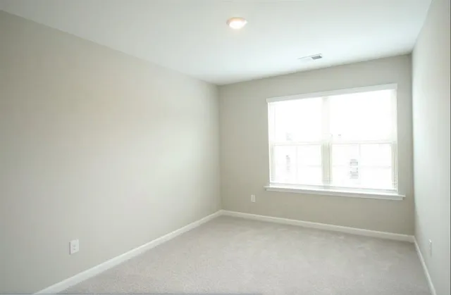 $2,600 | 6148 Lanier Harbor Landing, Buford, GA 30518