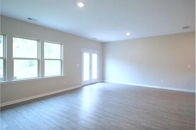 $2,600 | 6148 Lanier Harbor Landing, Buford, GA 30518