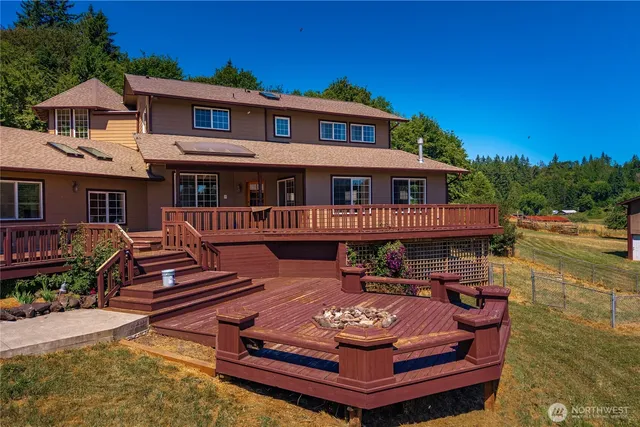a view of a house with roof deck