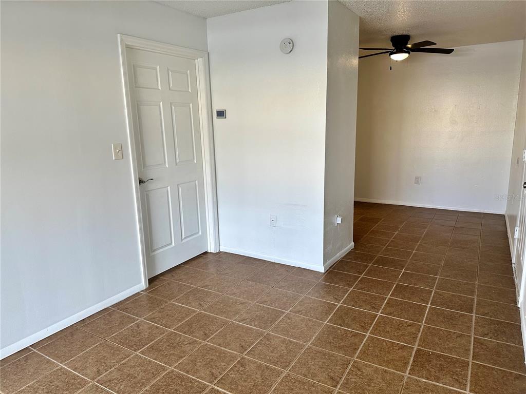 946 Lake Destiny Road, Unit E Altamonte Springs, FL 32714 - Photo 3 of 16