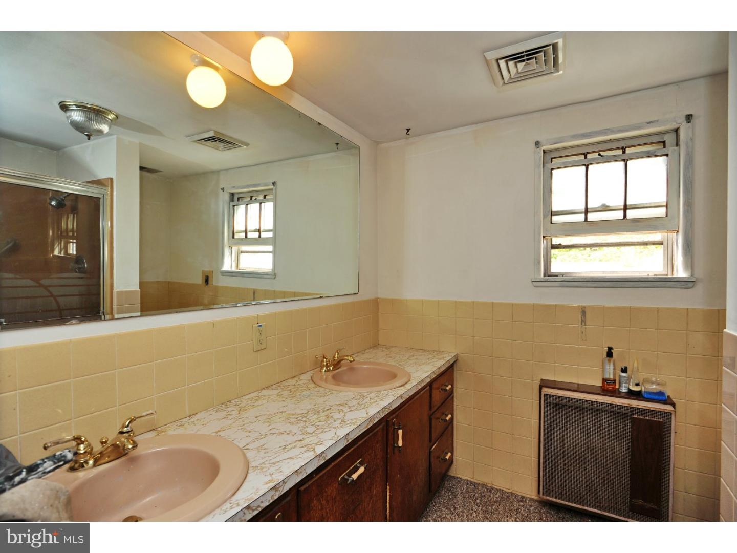 111 Main Street Spring Mount, PA 19473 - Photo 3 of 11 Bathroom