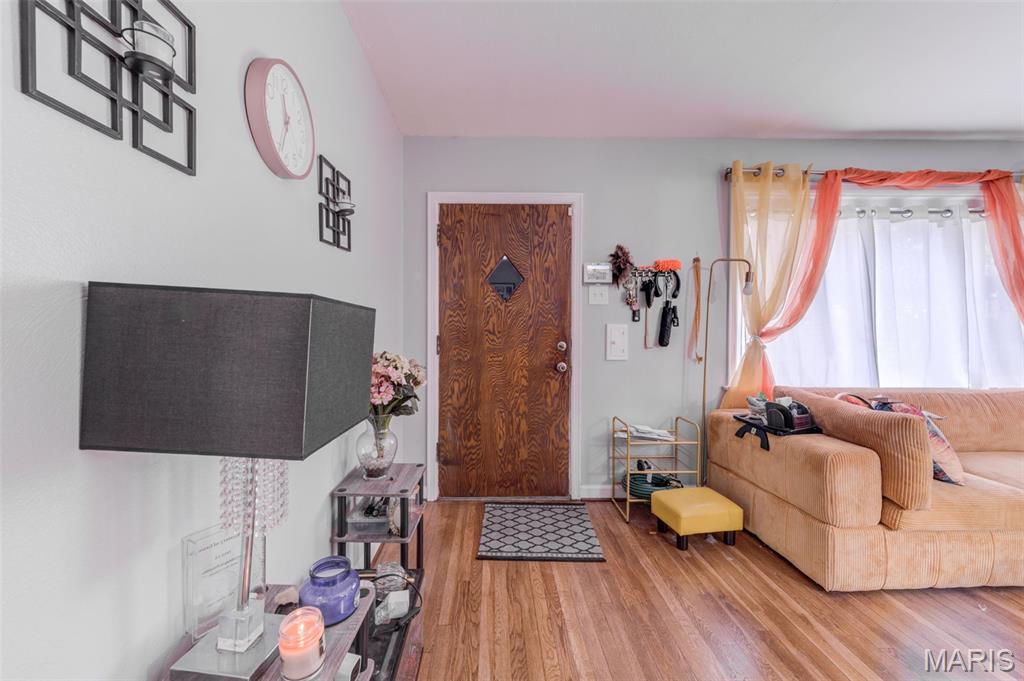 9235 Filibert Drive St. Louis, MO 63137 - Photo 2 of 26