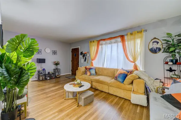 $124,900 | 9235 Filibert Drive, St. Louis, MO 63137