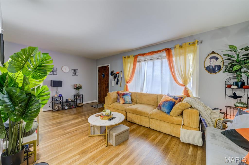 9235 Filibert Drive St. Louis, MO 63137 - Photo 6 of 26