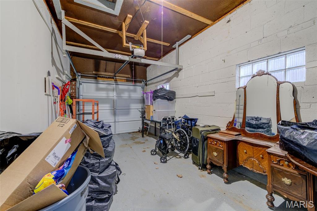 9235 Filibert Drive St. Louis, MO 63137 - Photo 10 of 26