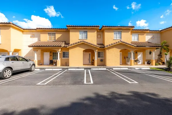 $400,000 | Hialeah, Hialeah, FL 33018