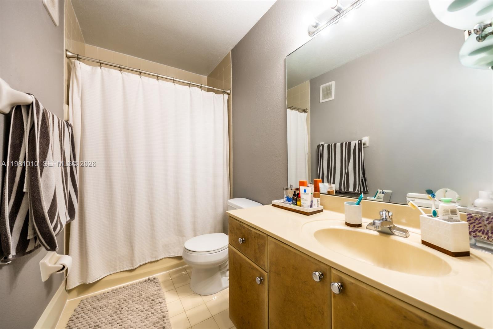 Hialeah Hialeah, FL 33018 - Photo 21 of 26