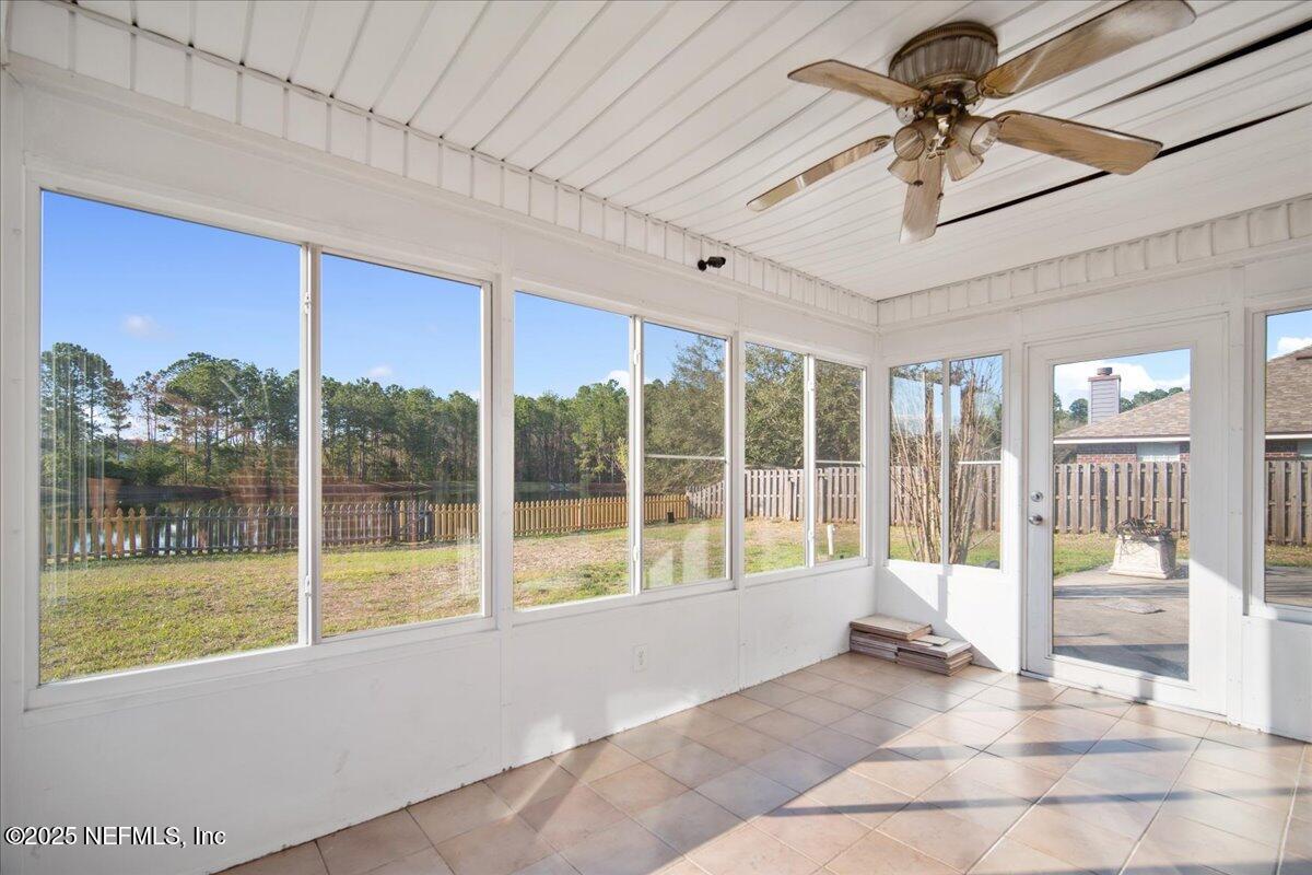 1672 Avenger Lane Jacksonville, FL 32221 - Photo 38 of 48 a view of an empty room and window