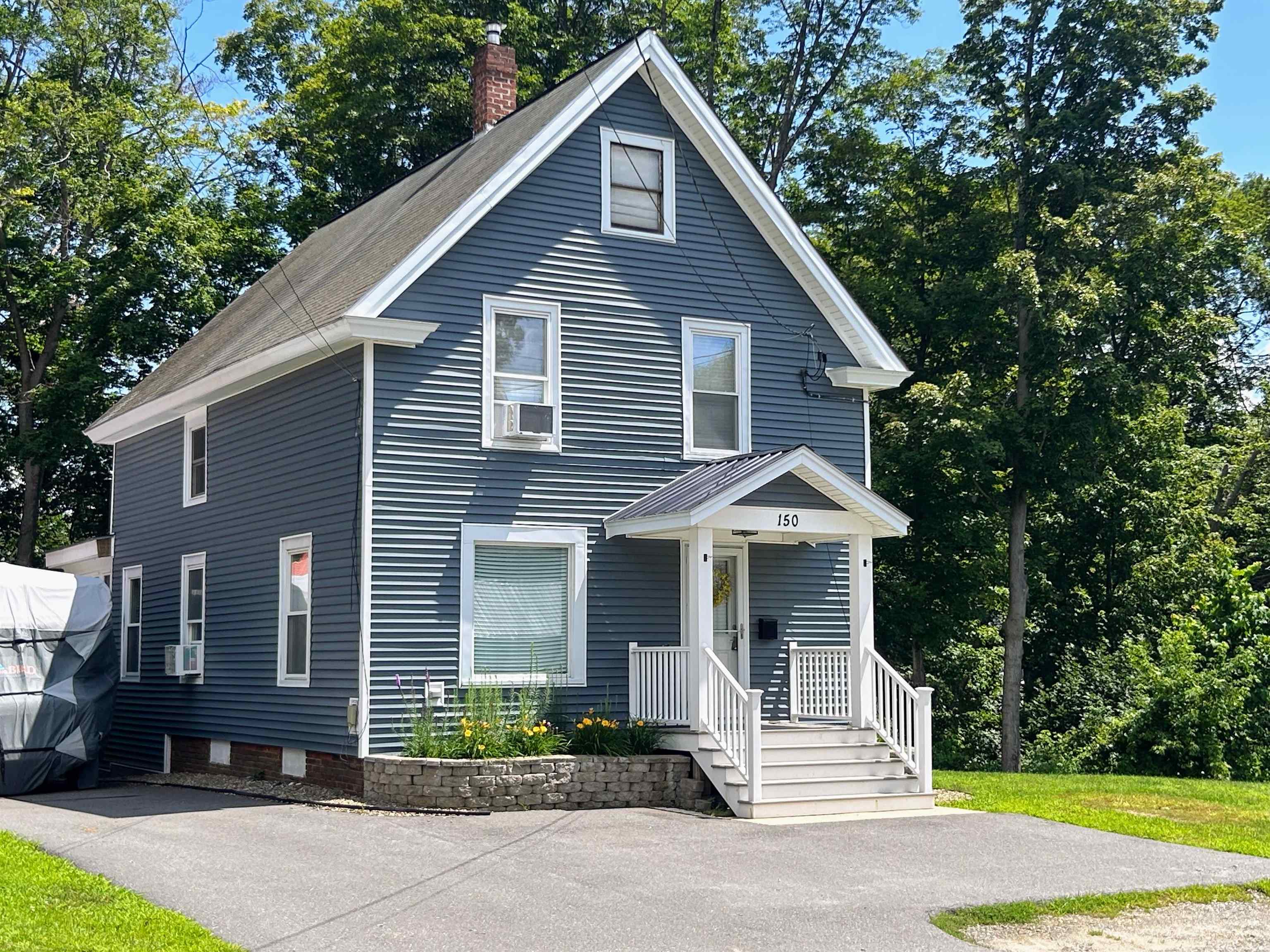 150 South Street Springfield, VT 05156 - Photo 2 of 38