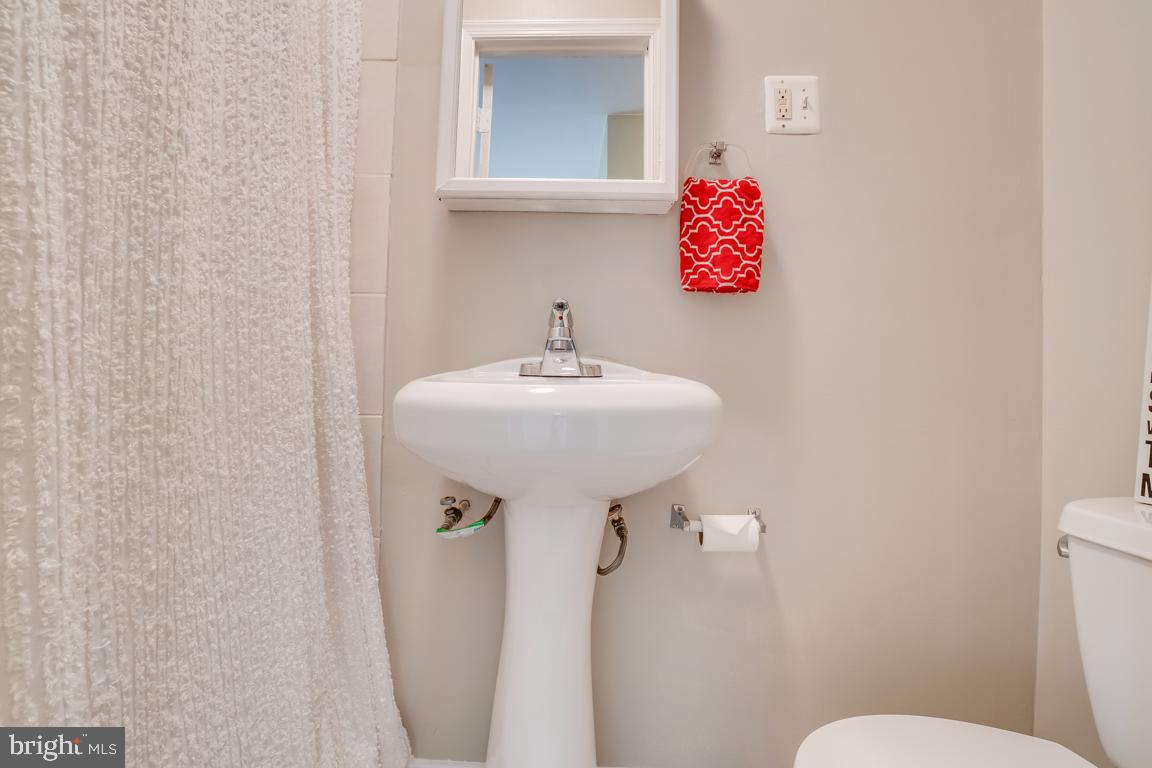 7314 Fountain Spring Court Springfield, VA 22150 - Photo 14 of 26 Full Bathroom in Basement