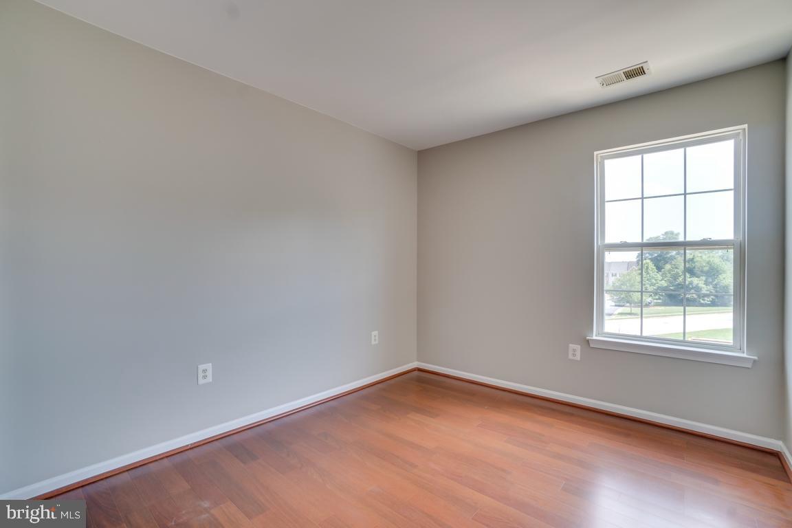 7314 Fountain Spring Court Springfield, VA 22150 - Photo 15 of 26 Bedroom 1